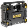 radio caricabatteria DeWALT TSTAK in vista laterale, design robusto e maniglia per trasporto, compatibile con batterie.