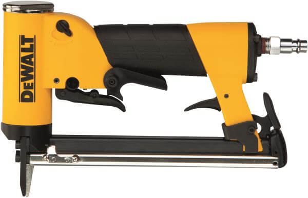 cucitrice DeWALT 4-16mm metallo, modello DPS8016-XJ, corpo in alluminio con impugnatura ergonomica.