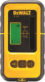 Ricevitore laser a linee DeWALT, con schermo LCD illuminato e classifica di impermeabilizzazione IP54.