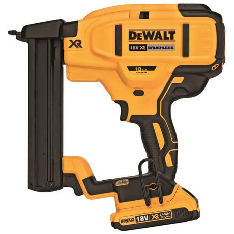 DeWALT DCN681D2-QW - CUCITRICE GRAFFETTATRICE 18 GAUGE. Motore BRUSHLESS. DeWALT