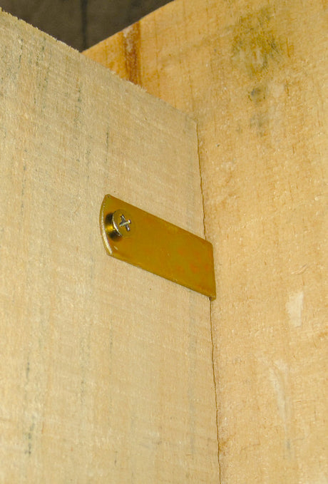 Cavallotto per pannelli grande in acciaio zinco MINUTEX fissato su legno con vite